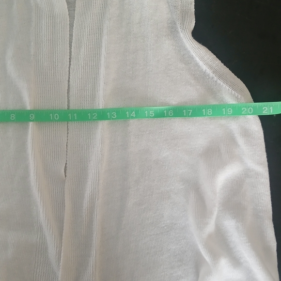 Eileen Fisher White Sleeveless Cardigan, Wowens L, Great Condition, Soft Light - Picture 4 of 5